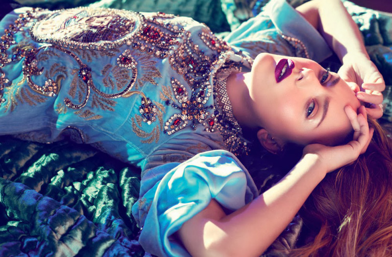Scarlett Johanson for Vogue Mexico December 2013