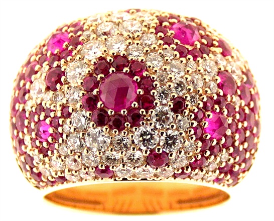 Lenti Villasco - Italian Luxury - Rose gold ring with diamonds and rubies.