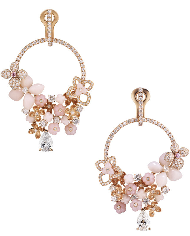 Hortensia earrings in pink and yellow gold, sapphires, diamonds and opals - CHAUMET